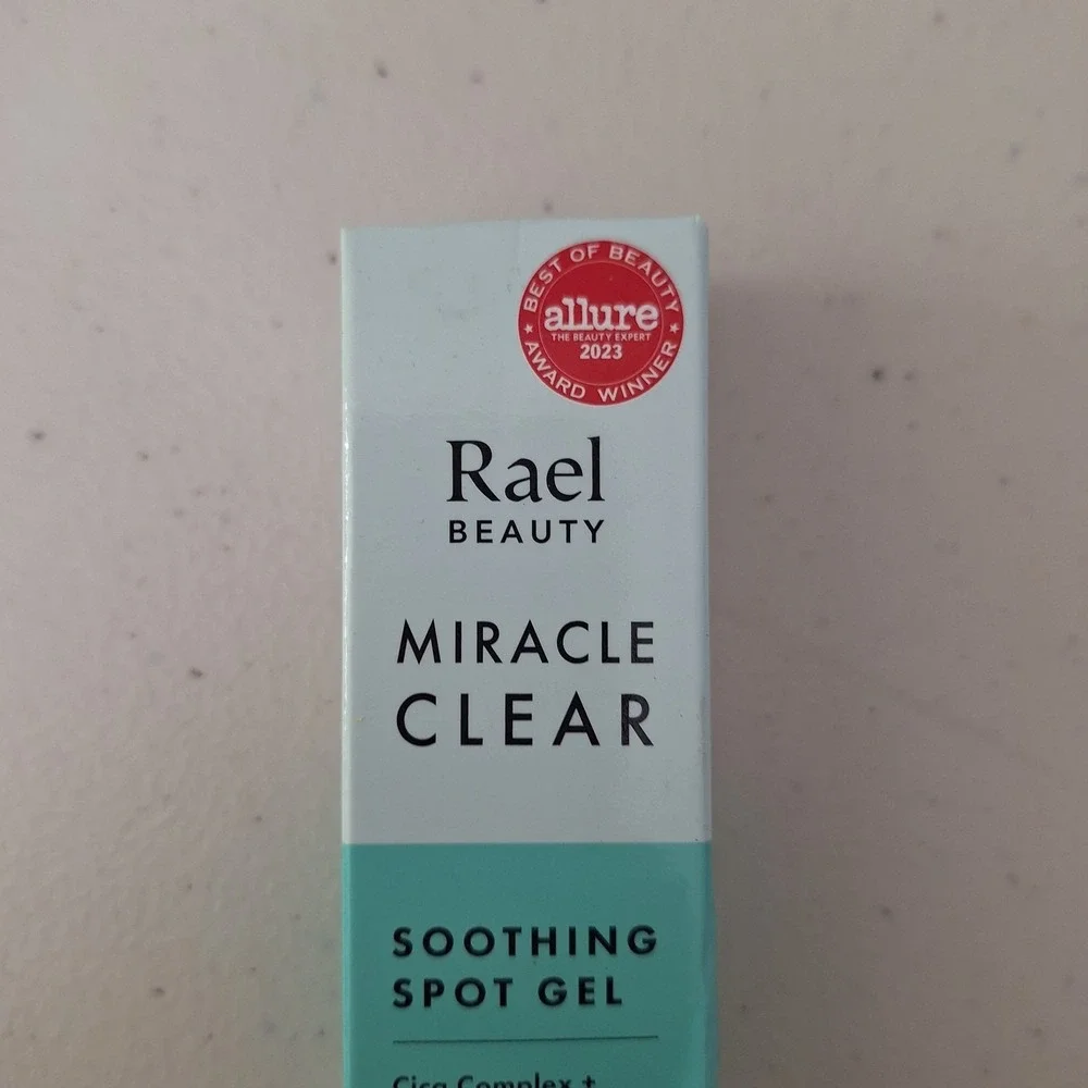 Rael acne spot